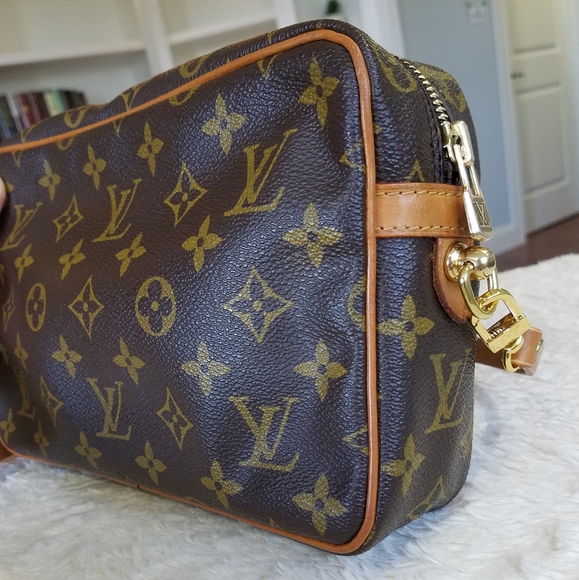 COPY - 💕CUTE Authentic LV Crossbody/Clutch/Shoulder Bag - Picture 10 of 16